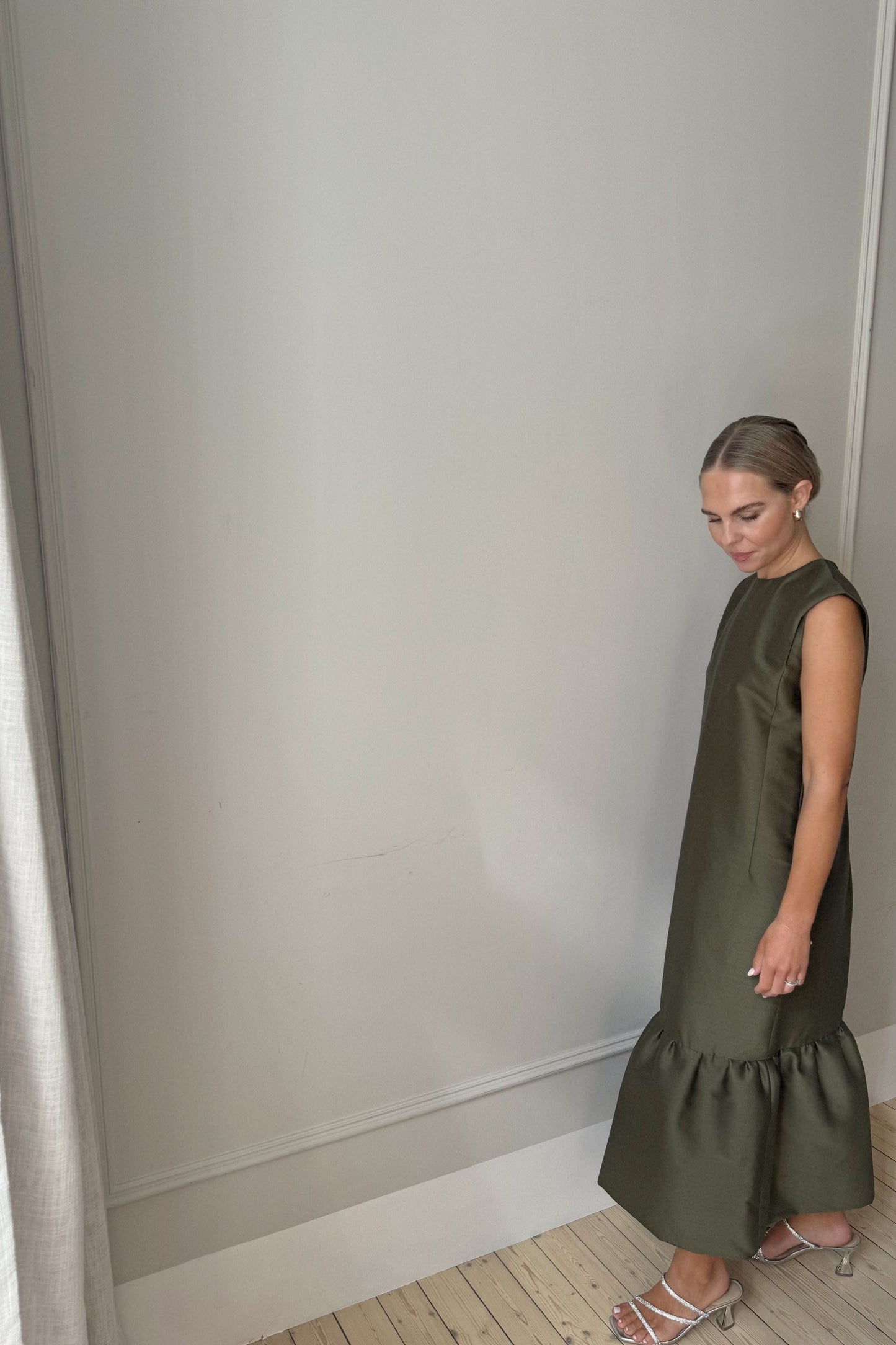 The Ruffled Khaki Toteme Dress