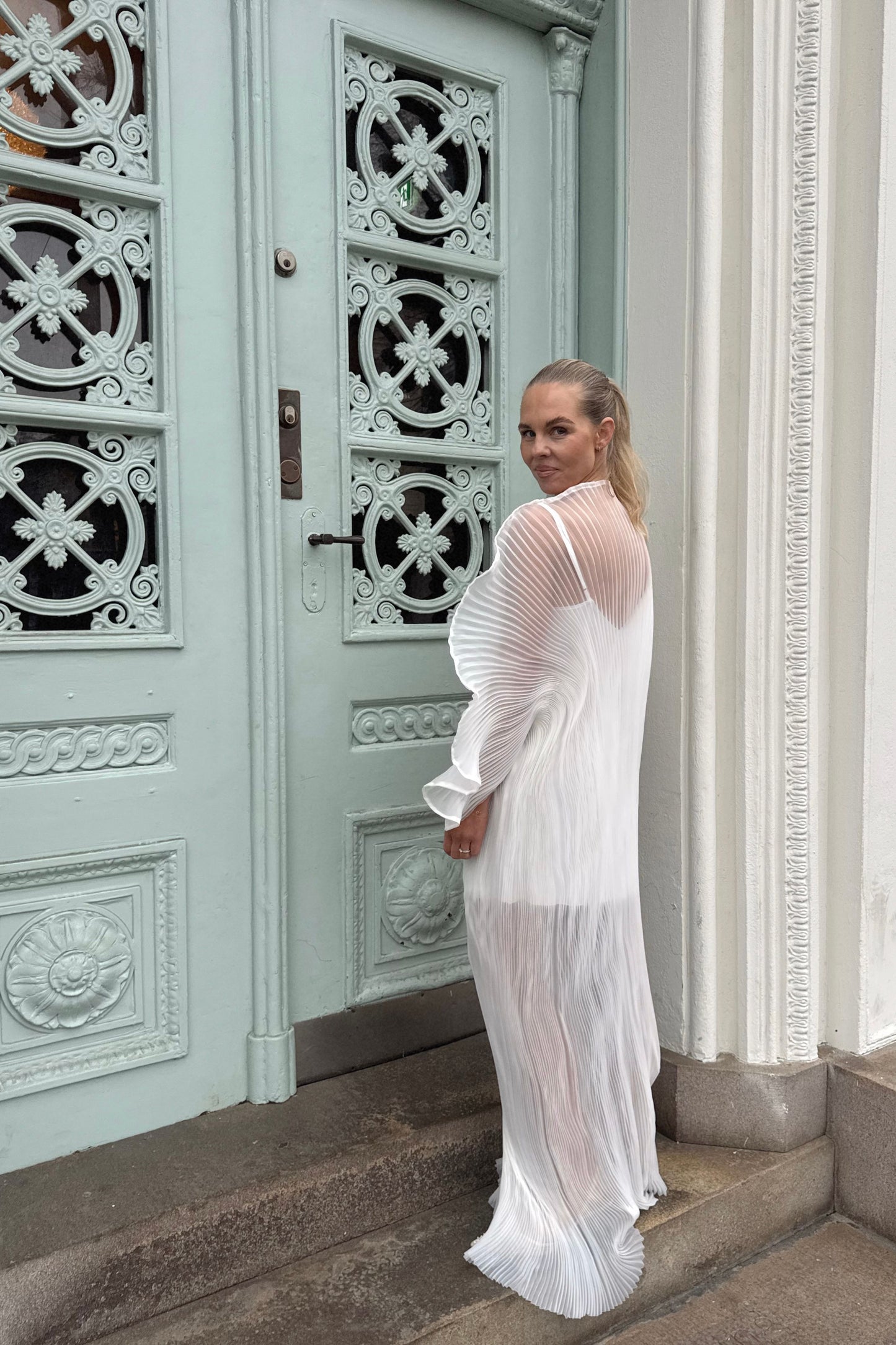 Linnea Hult Wedding Dress