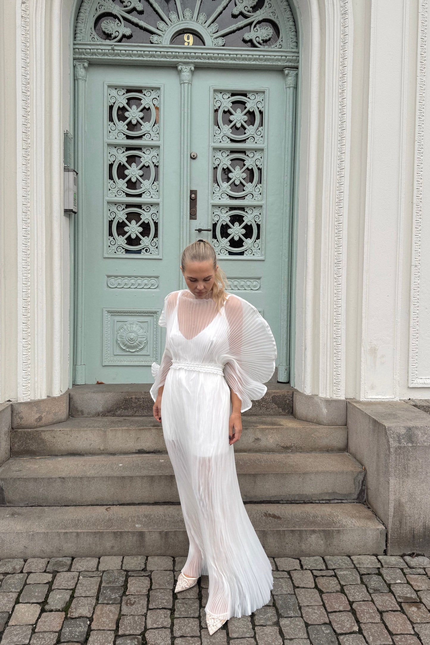 Linnea Hult Wedding Dress