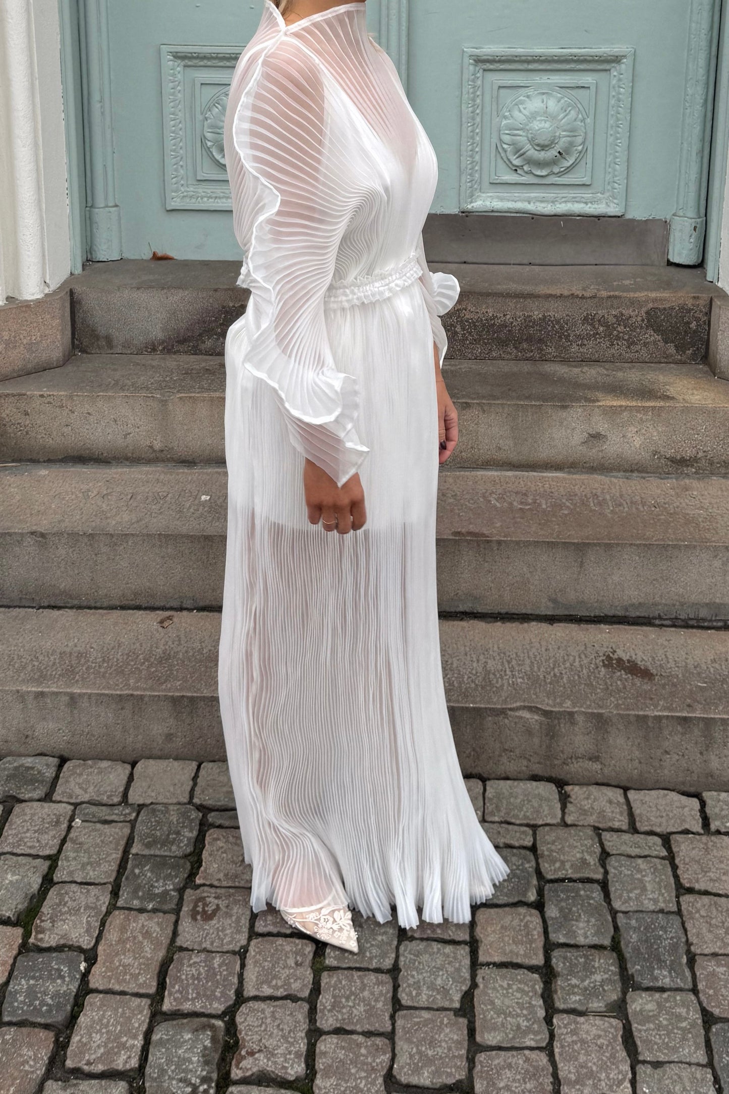 Linnea Hult Wedding Dress